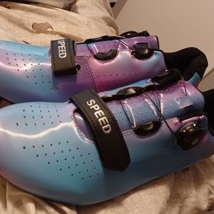 AGYE Mens/womens cycling shoes size 11.5/13 (pelaton compatible)